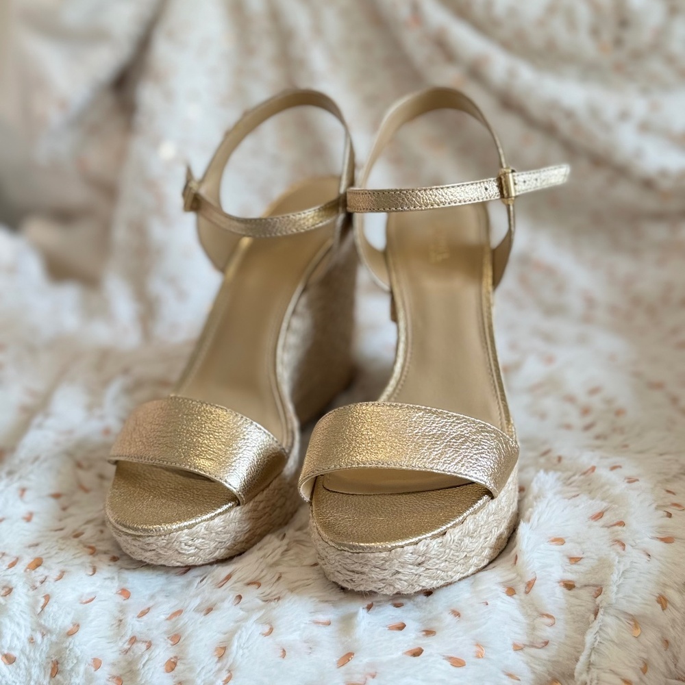 MK gold Wedges- Never Used